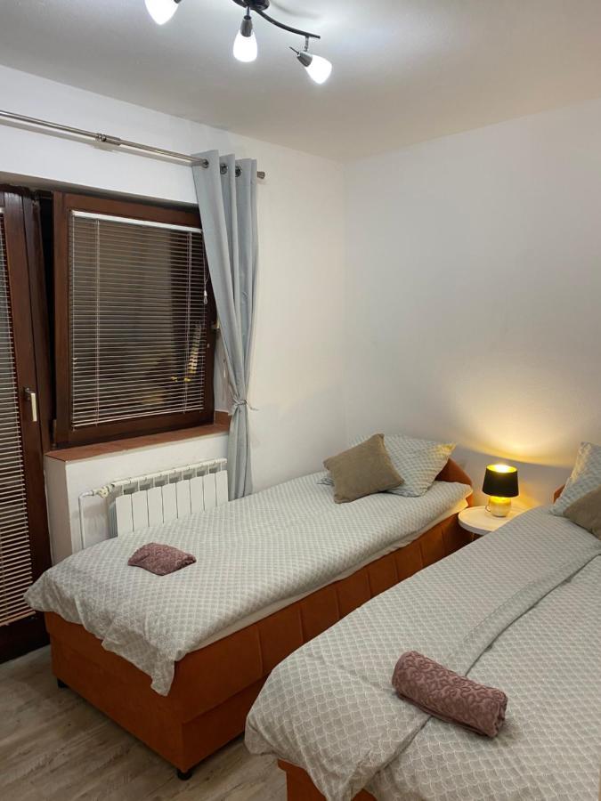 Apartman Laura Smoljanac Buitenkant foto