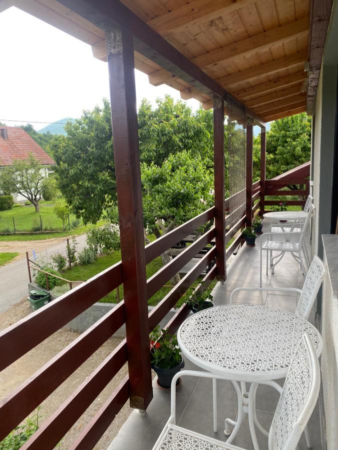 Apartman Laura Smoljanac Buitenkant foto